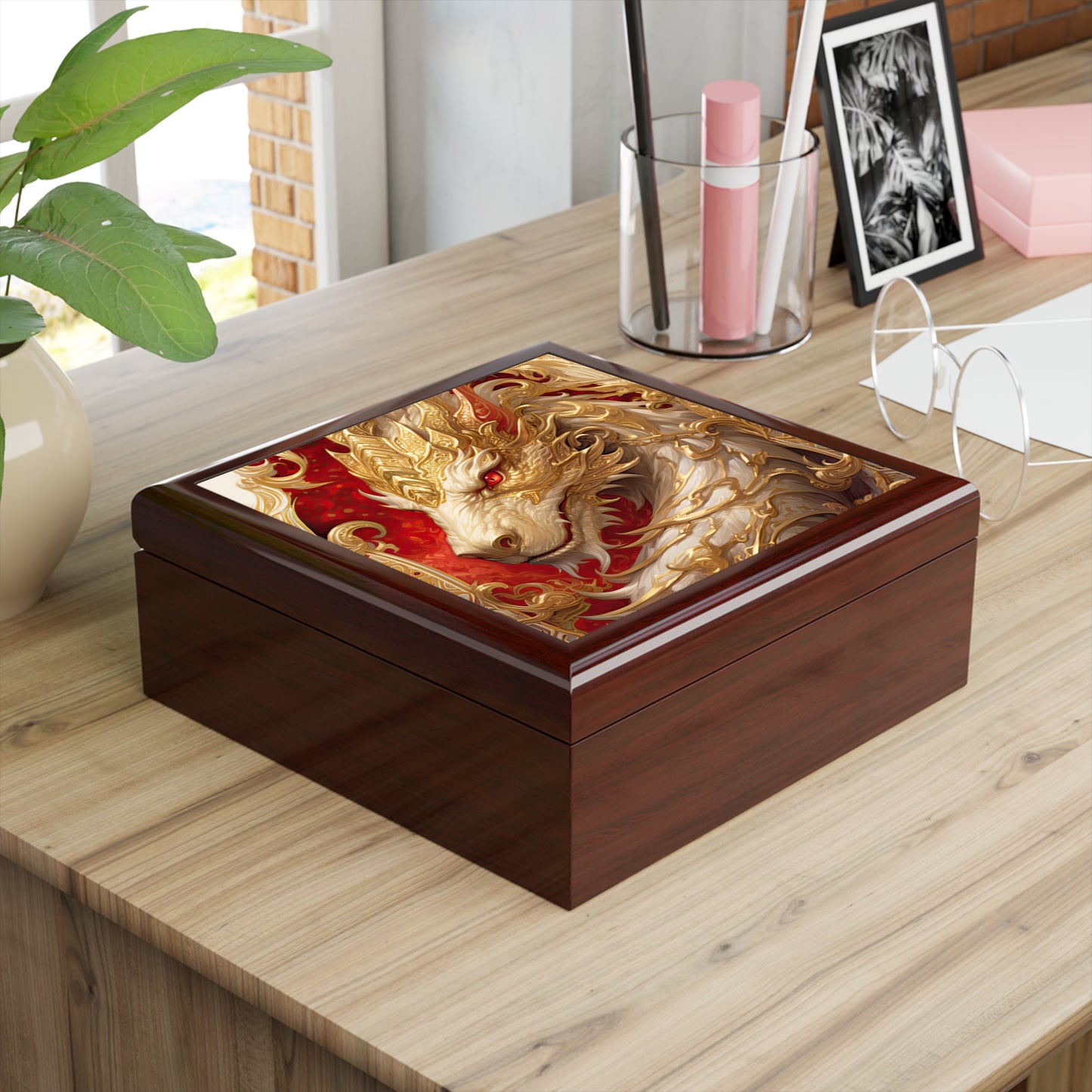 White Dragon- Storage/Dice Box